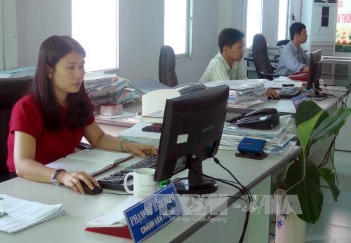 Quảng Ninh yêu cầu xử lý hồ sơ thủ tục hành chính qua mạng ảnh 1